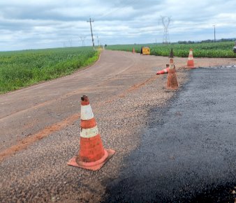 Mais uma obra Obra de pavimentação asfáltica é iniciada no interior de Marechal Cândido Rondon