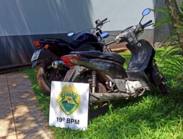 Polícia Militar recupera duas motocicletas furtadas durante patrulhamento na zona rural de Mercedes